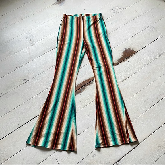 Bell bottoms - Picture 1 of 4